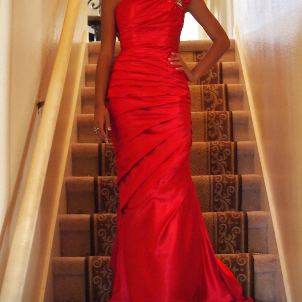 Special Occasion Red Satin Gown Size 6 Jr.